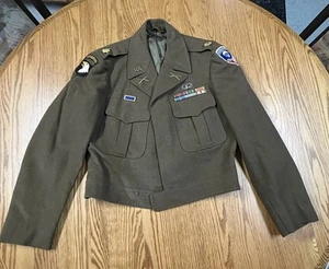 Giacca Ike WWII / Guerra di Corea Veterani 101° Aviotrasportato 187° Ufficiali RCT con Ali - Foto 1 di 20