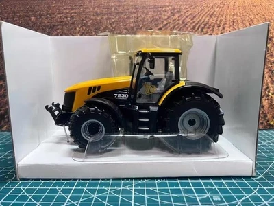 Britains 1:32 JCB 7230 Alloy Tractor Model - Image 1 of 4