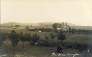 REAL PHOTO POSTCARD THE HILLS, IVINGHOE (NEAR LEIGHTON BUZZARD), BUCKINGHAMSHIRE - Picture 1 of 2