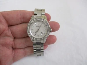 Michael Kors Watch Silver Womens - Picture 1 of 3
