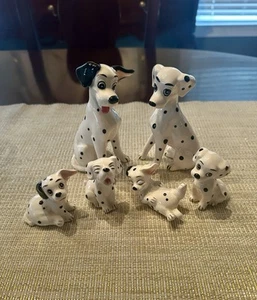 Vintage Disney Set of 6 Ceramic Figurines 101 Dalmations Pongo, Perdita and pups - Picture 1 of 6