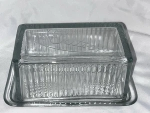 Vintage Stil Pressglas Quadratisch bedeckt Butterdose - Bild 1 von 10