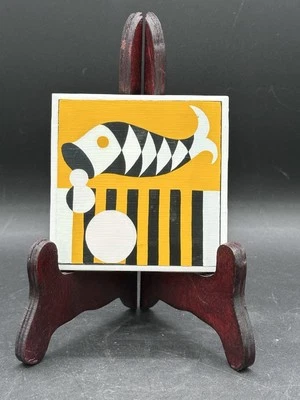 Azulejo colgante vintage Ernest Hemingway Fish Art Deco cerámica esmaltada llave oeste Foto 1 de 4