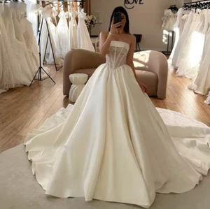 Charming Pleats Wedding Dresses for Women Beadings Rhinestones Strapless A-Line - Picture 1 of 10