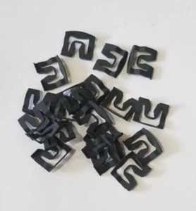 Fits 71 72 73 74 B-Body Charger Roadrunner GTX Rear Window Molding Trim Clips - Picture 1 of 1