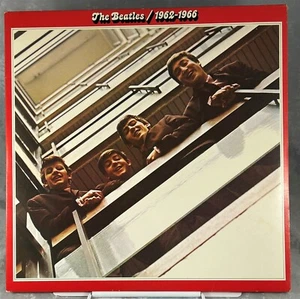THE BEATLES - 2 Vinyl LP album THE BEATLES 1962-1966 (1976) SKB-3403 (RED LABEL) - Picture 1 of 3