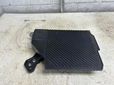 Amplificador 2016 VOLVO XC90 OEM número de peça 31456899 - Imagem 1 de 4