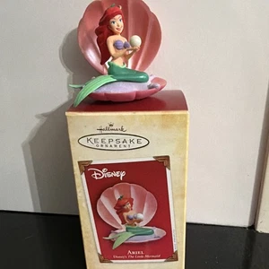 Hallmark Keepsake Ornament Disney The Little Mermaid “Ariel” In Clamshell 2004 - Picture 1 of 7