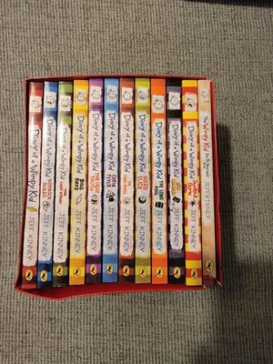 Diary of a Wimpy Kid Collection 12 Books Box Set. BOX DAMAGE SEE PICS. - Image 1 of 4