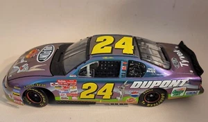 Jeff Gordon 2001 Dupont Looney Tunes 1:24 Scale Action Stock Diecast Car 1/ 5004 - Picture 1 of 14
