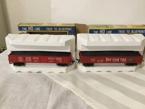 2 Vintage AHM HO Kohlewagen: Burlington & Norfolk beide mit Ladungen - Bild 1 von 5