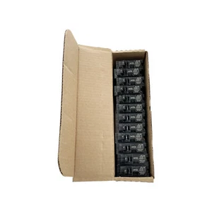 Nuevo en caja - Siemens - Q115 12 piezas - Interruptor 15A 1P 120V 10K Qp10 Kaicsiemens - Imagen 1 de 4