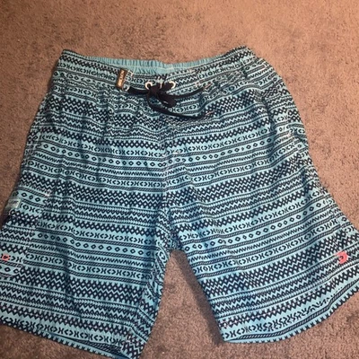 PACIFIC SURF by EXIST Hombres Lg Bañador Board Shorts Azul con Patrón Tribal  Foto 1 de 4
