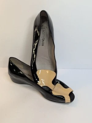 Zapatos Aquatalia de charol negro con cuña punta abierta para mujer talla 7,5 vintage Foto 1 de 4