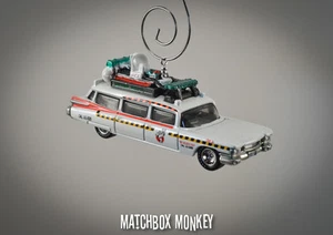 Deluxe Ghostbusters II ECTO-1A Christmas Tree Ornament '59 Cadillac Adorno - Picture 1 of 12