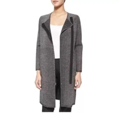 Chaqueta Theory Prosecco Larga Asimétrica Tejida Elástica Blanca y Negra M Foto 1 de 4