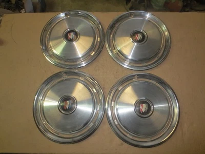 Buick LeSabre Century Hubcap Rim Wheel Cover Hub Cap 74 75 76 77 15" USED 1057 4 - Image 1 of 4