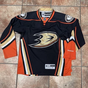 Camiseta deportiva para hombre Reebok Anaheim Ducks Home talla pequeña usada - Imagen 1 de 6