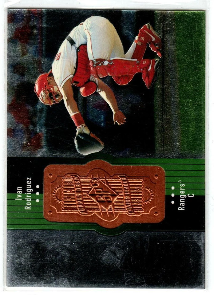 1998 SPx Finite #137 Ivan Rodriguez 9000 (ref 127880) - Image 1 of 1