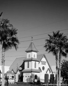 One of Many Wedding Chapels in Las Vegas, Nevada - Vintage Photo Print - Picture 1 of 1