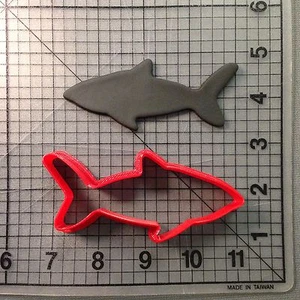 Shark 101 Cookie Cutter - Picture 1 of 2