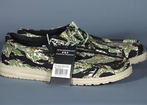 HEY DUDE WALLY CAMOUFLAGE TIGER STRIPE CAMO Lightweigth SlipOn Men's Shoe Sz M10 - Picture 1 of 3