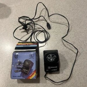 Deluxe Universal AC/DC Adaptor, 300mA. MW97 120v 60hz 7W Preowned - Picture 1 of 7