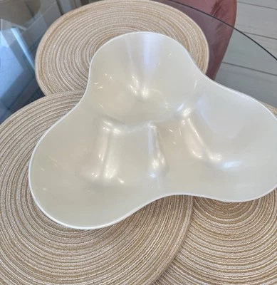 UMBRA Large Serving Bowl White - Ruffled Decor Salad Snack bowl 12”x14"x4" - Image 1 of 4