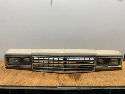 Передняя панель коллектора 1983–1984 Chevrolet Caprice O7265 - Изображение 1 из 4