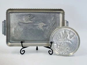 8 bandejas de aperitivos de aluminio martillado vintage gansos voladores con 8 posavasos a juego - Imagen 1 de 5
