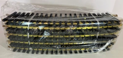 Aristo-Craft 30115 curved track makes 8' diameter circle, 16 pcs. New in box - Image 1 of 4