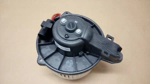 Audi A6 ventilador del motor ventilador del motor ventilador ventilador 4B2820021B volante a la derecha / RHD - Imagen 1 de 2