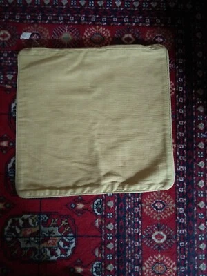 NUEVA Funda Almohada 18" Caja y Barril Taylor Oro Texturada Otoño Lanzamiento Otoño Foto 1 de 4