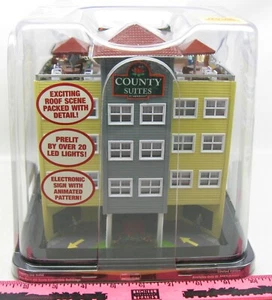 Menards ~ HO Scale County Hotel - Picture 1 of 6