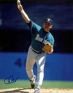 Mariners Pitcher CHRIS BOSIO Signed 8x10 Photo #4 AUTO - No Hitter 4/22/93 - Picture 1 of 1