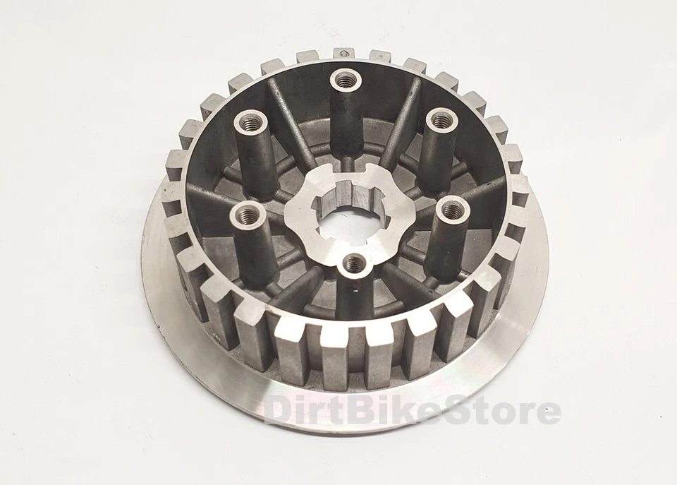 Yamaha RD 400 C D E F (1976 1977 1978 1979) Embrague Buje Central Boss - NUEVO Foto 1 de 2