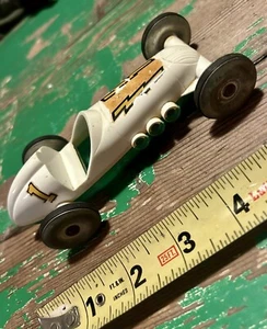 Vintage Formula 1 Race Car Plastic w/ Metal Wheels - Picture 1 of 6