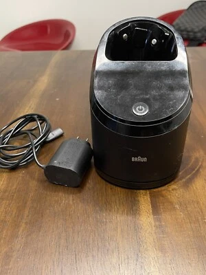 Braun Clean & Charge Base Type 5430  With Bonus Clean & Renew Refill Cartridges - Image 1 of 4
