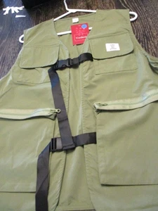 MEN'S FISHING VEST, SIZE M NWT - Picture 1 of 4