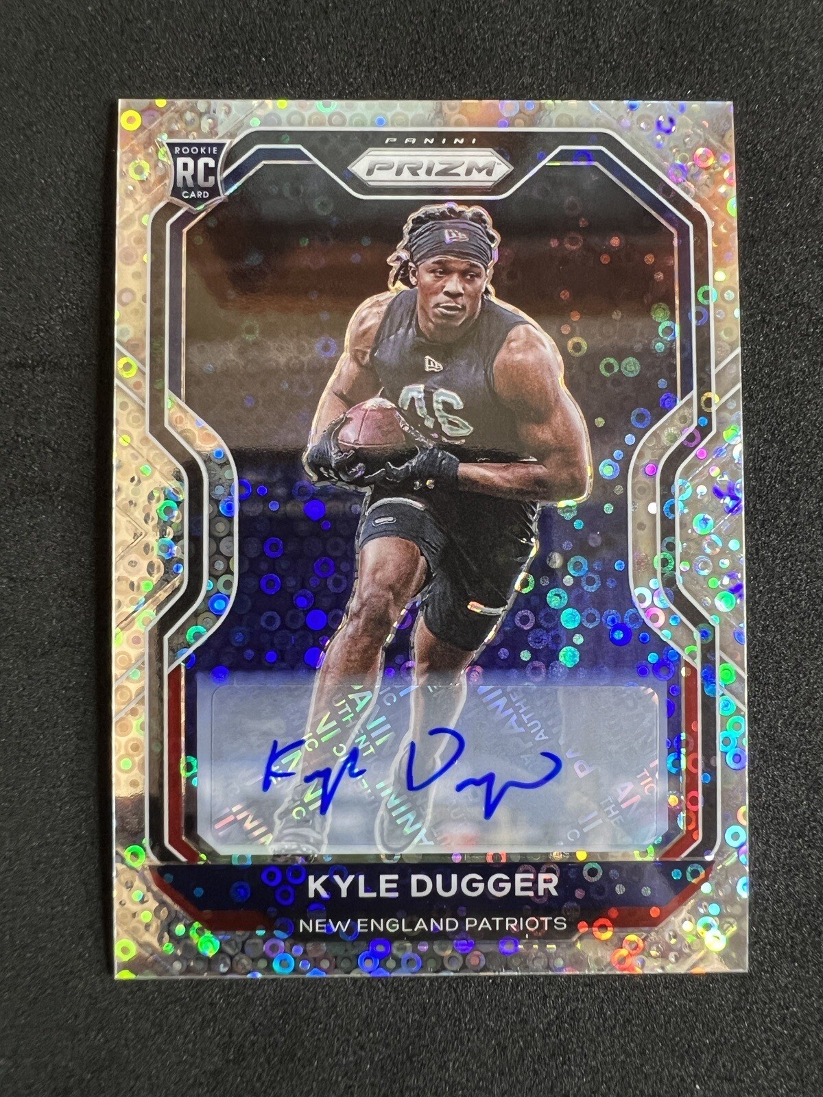 2020 Panini Prizm Kyle Dugger No Huddle Auto Rookie RC Patriots #368