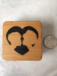 Heart w/ Silhouette of people kissing Rubber Stamp Comotion 9998 Special Stamps - Picture 1 of 4