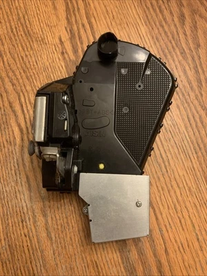 2003 2004 2005 2006 2007 2008 2009 LEXUS GX470 TRUNK LIFTGATE LOCK ACTUATOR - Image 1 of 4