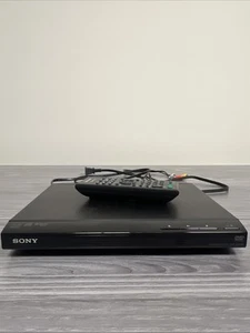 SONY CD/DVD PLAYER DVP-SR210P W/ CORDS & REMOTE  - Picture 1 of 2