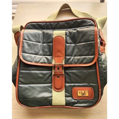 CARRY ON/CARRIER/HOLDER-Dianne von Furstenberg-verde oscuro-correa gruesa-2 secciones Foto 1 de 4