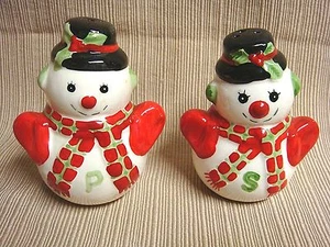 Cute & Festive 1989 SNOWMAN SALT & PEPPER SHAKERS by The Good Co. Div of Applaus - Picture 1 of 8