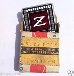 Datsun Fairlady S130 280ZX 79-84 new original steering wheel horn button EMBLEM - Picture 1 of 10