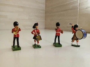 SOLDATINI DI PIOMBO SERIE BANDA GUARDIA REALE INGLESE LEAD SOLDIERS TOY 2000 * - Imagen 1 de 12