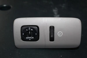 02-06 Lexus ES300 ES330 Mirror Dimmer Control Switch Light Gray 55446-33120 OEM - Picture 1 of 2
