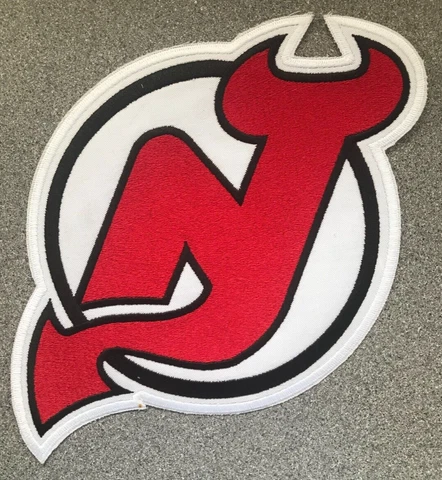 1992-99 NEW JERSEY DEVILS NHL HOCKEY VINTAGE 10" JERSEY FRONT PATCH Cover