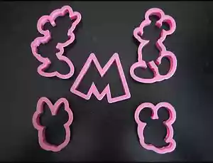 MICKEY UND MINNIE AUSSTECHFORMEN SET FONDANT WERKZEUG - Bild 1 von 1